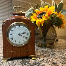 FRENCH ANTIQUE MANTLE CLOCK