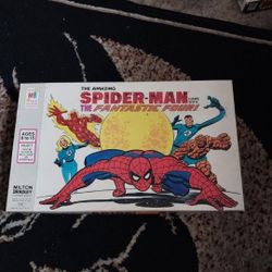 Spiderman And Fantasic Four Board Game Vintage 1977 Rare