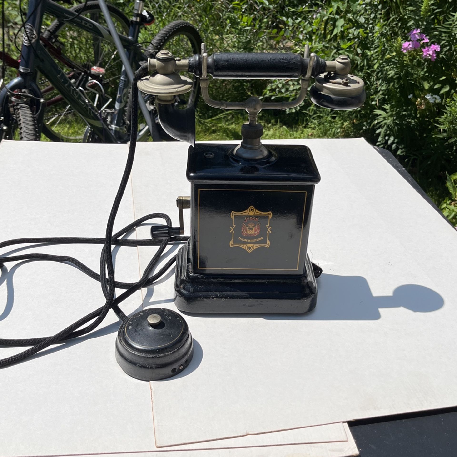 Jydsk Telefon Aktieselskap Hand Crank Magneto Metal Telephone