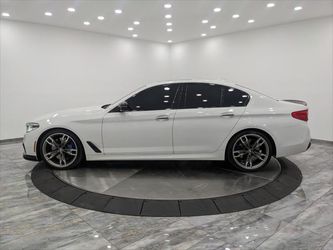 2018 BMW 5 Series Thumbnail