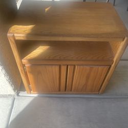 Free TV stand