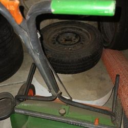 Salt Spreader Or Seed Starter 