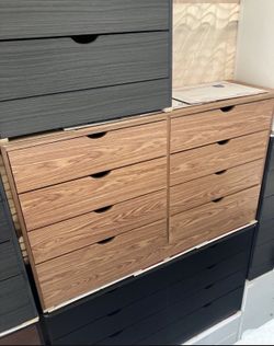 Eight Drawers Dresser