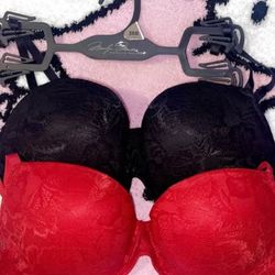 Marilyn Monroe Push Up Bras (Brand New)