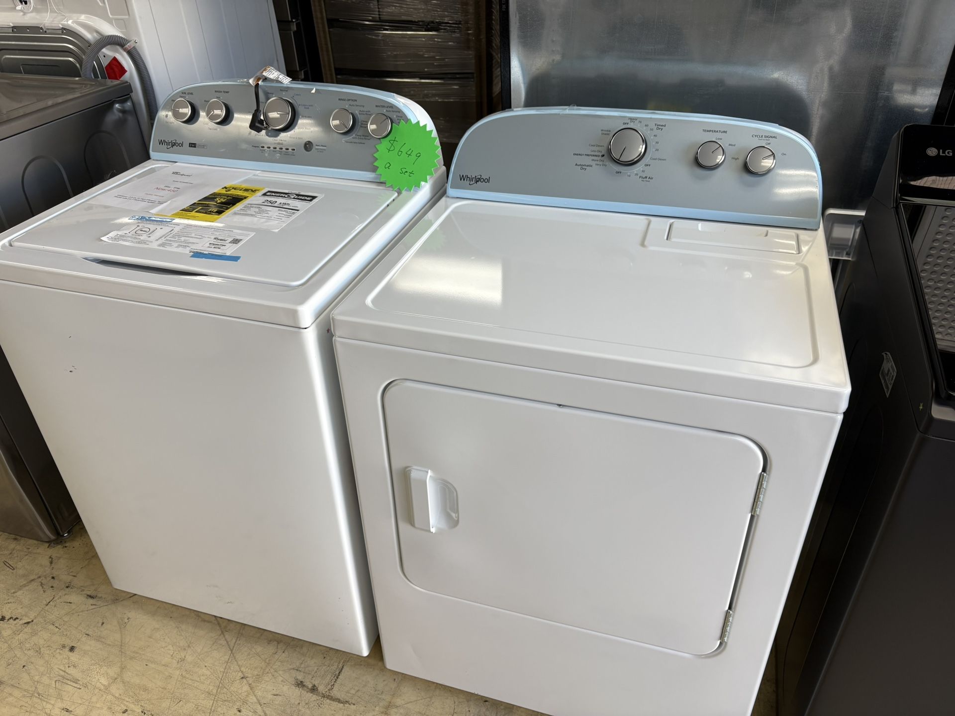 New Whirlpool Washer And Electric Dryer(220v) A Set