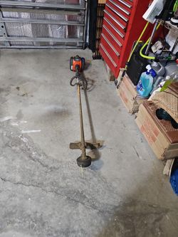 Straight Shaft Husqvarna Trimmer