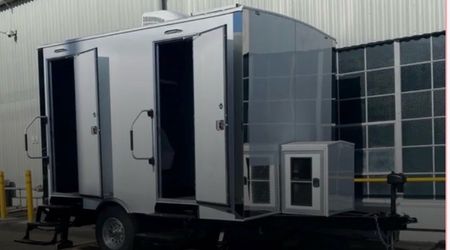 Portable Restrooms / ADA Portable Restroom/ Luxury Portable Restroom