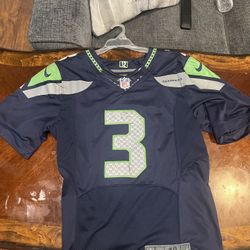 Russel Wilson Seahawks Jersey (men’s Medium)