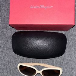 Saunglasses