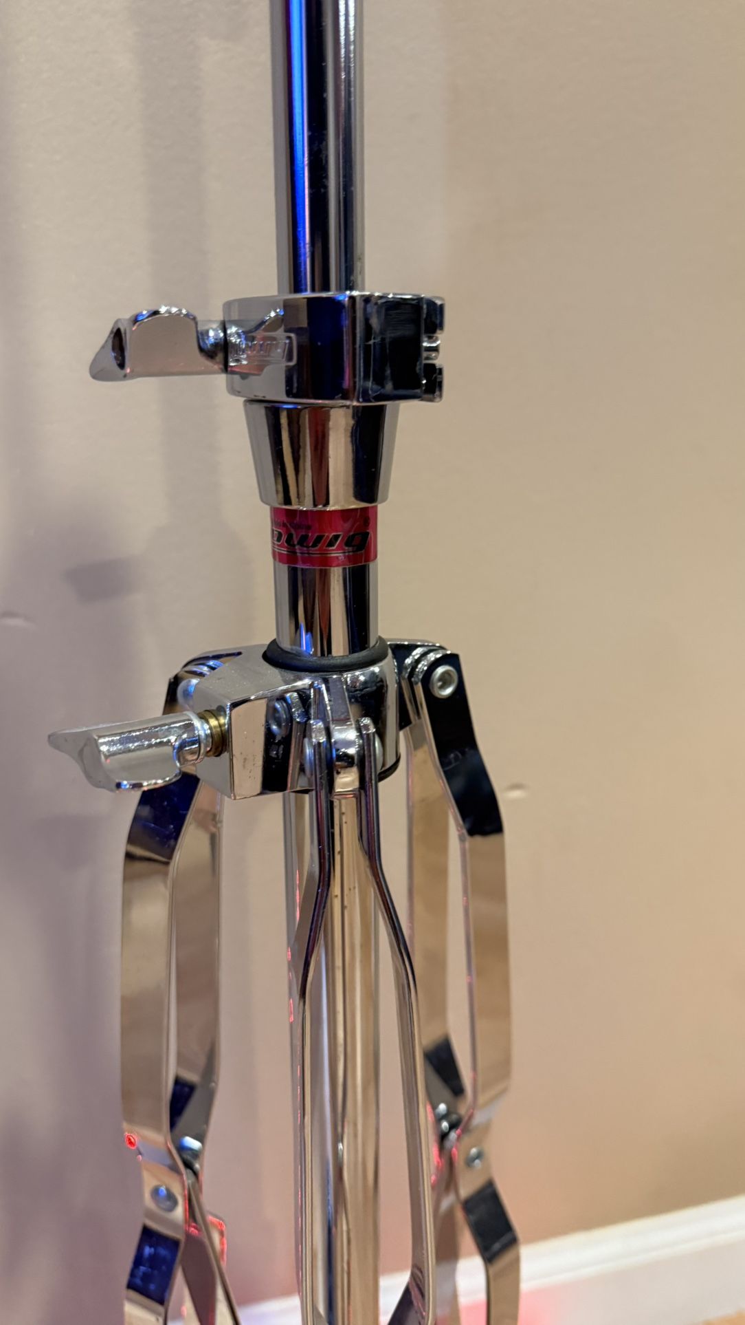 Symbol Stand