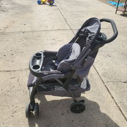 Chicco Single Baby Stroller. All Attachments Intact.