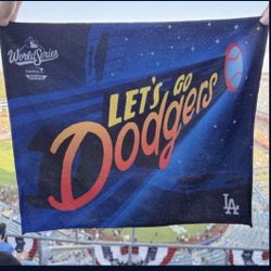 2025 LA Dodgers World Series Game 3 Rally Towel SGA 10/27/25, New