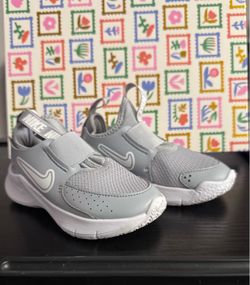 Toddler Tennis Shoes Nike flex runners 9C pick Up in Van Nuys