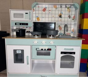 Toddler Wooden kitchen playset
