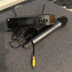 Wireless microphone