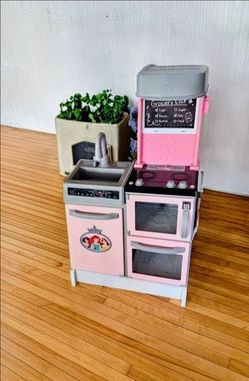 Kids play kitchen set
