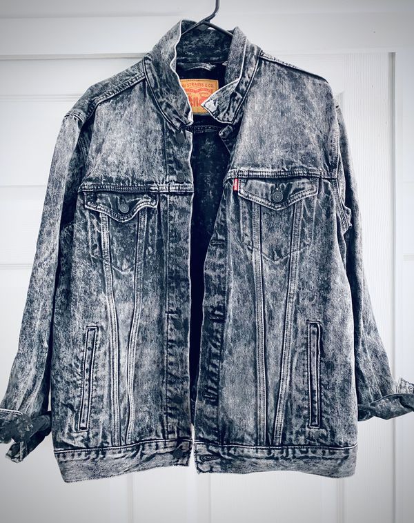 Levis Premium Mens XL Black Acid Wash Denim Jean Jacket for Sale in Tampa, FL - OfferUp
