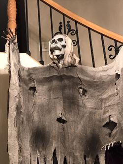 The “Corps Bride” Six foot hanging Skelton Halloween decoration