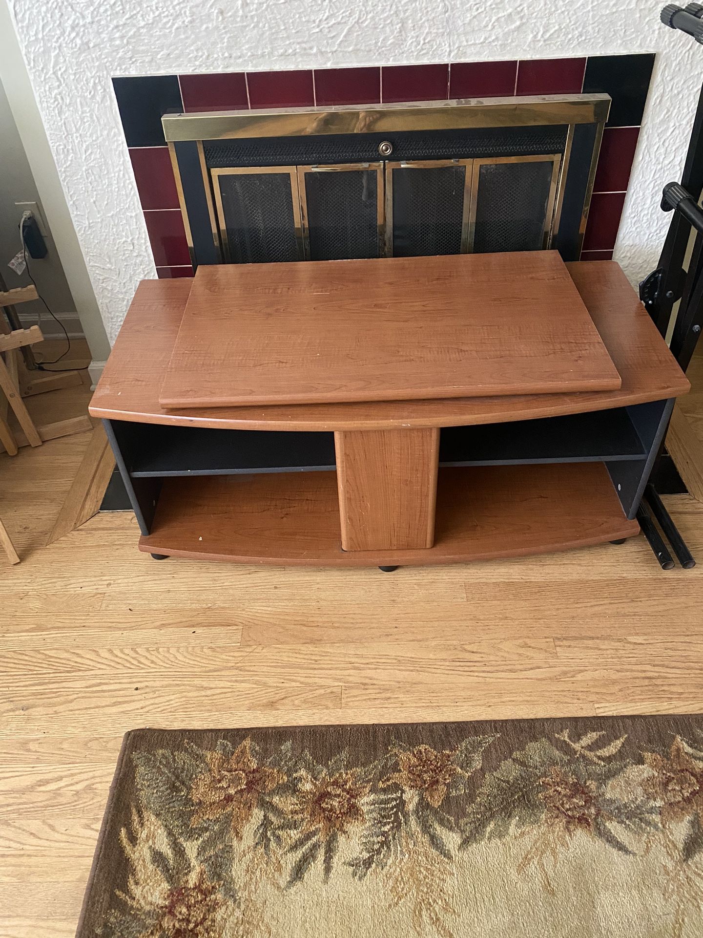 Entertainment Center With Shelves