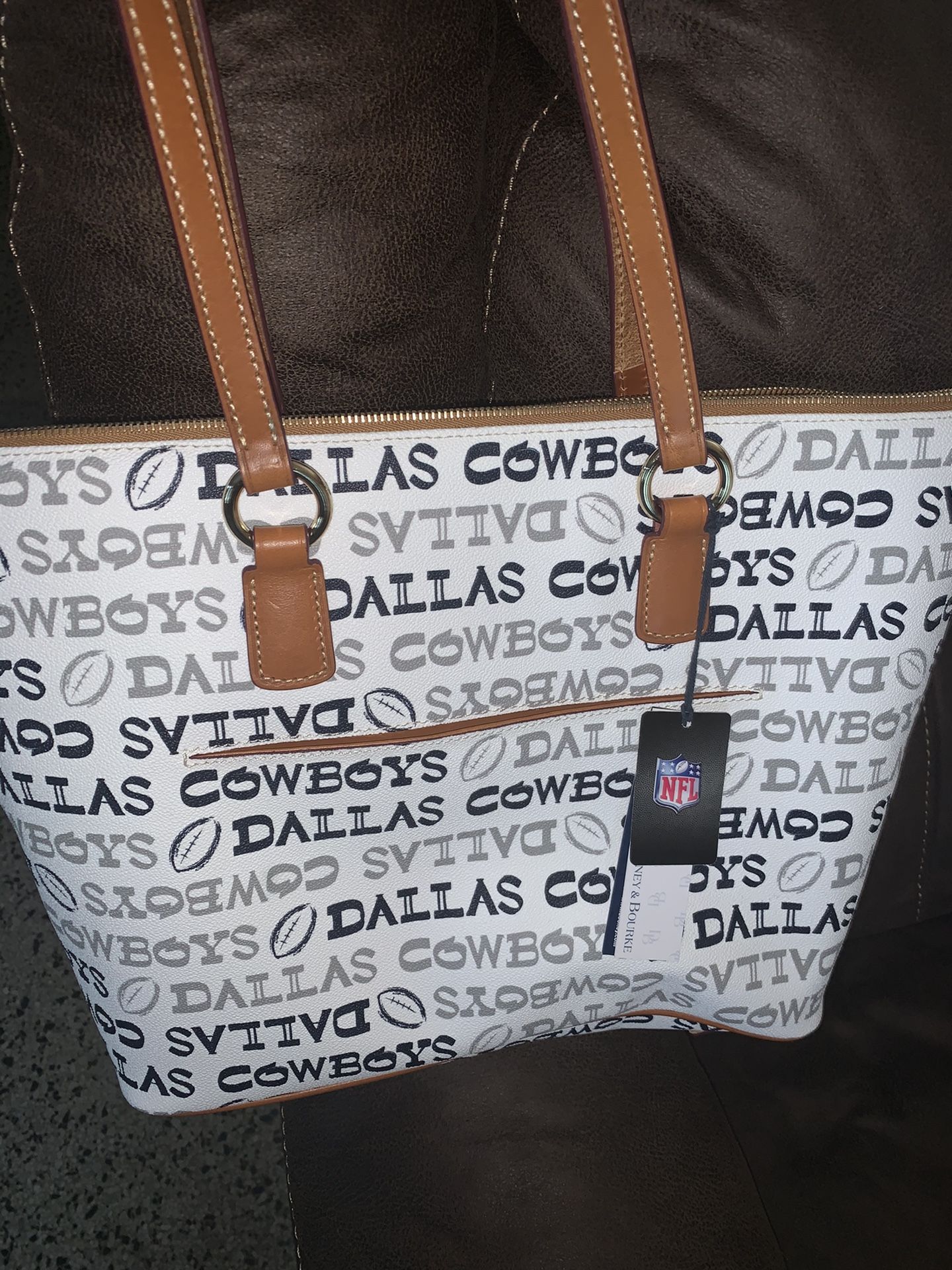 Dallas cowboys purse NEW /DOONEY BOURKE