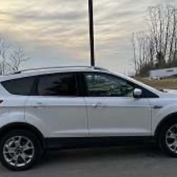 AWD FORD ESCAPE TITANIUM for Sale 