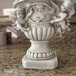 Urn Planter Resin Angel Cherub Pot Antique Pedestal Vase Plant Pot for Outdoor Garden Porch Front Door