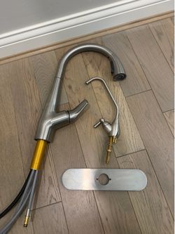 Kohler Stainless Pull-Down Kitchen Faucet & Drink Faucet in great shape!