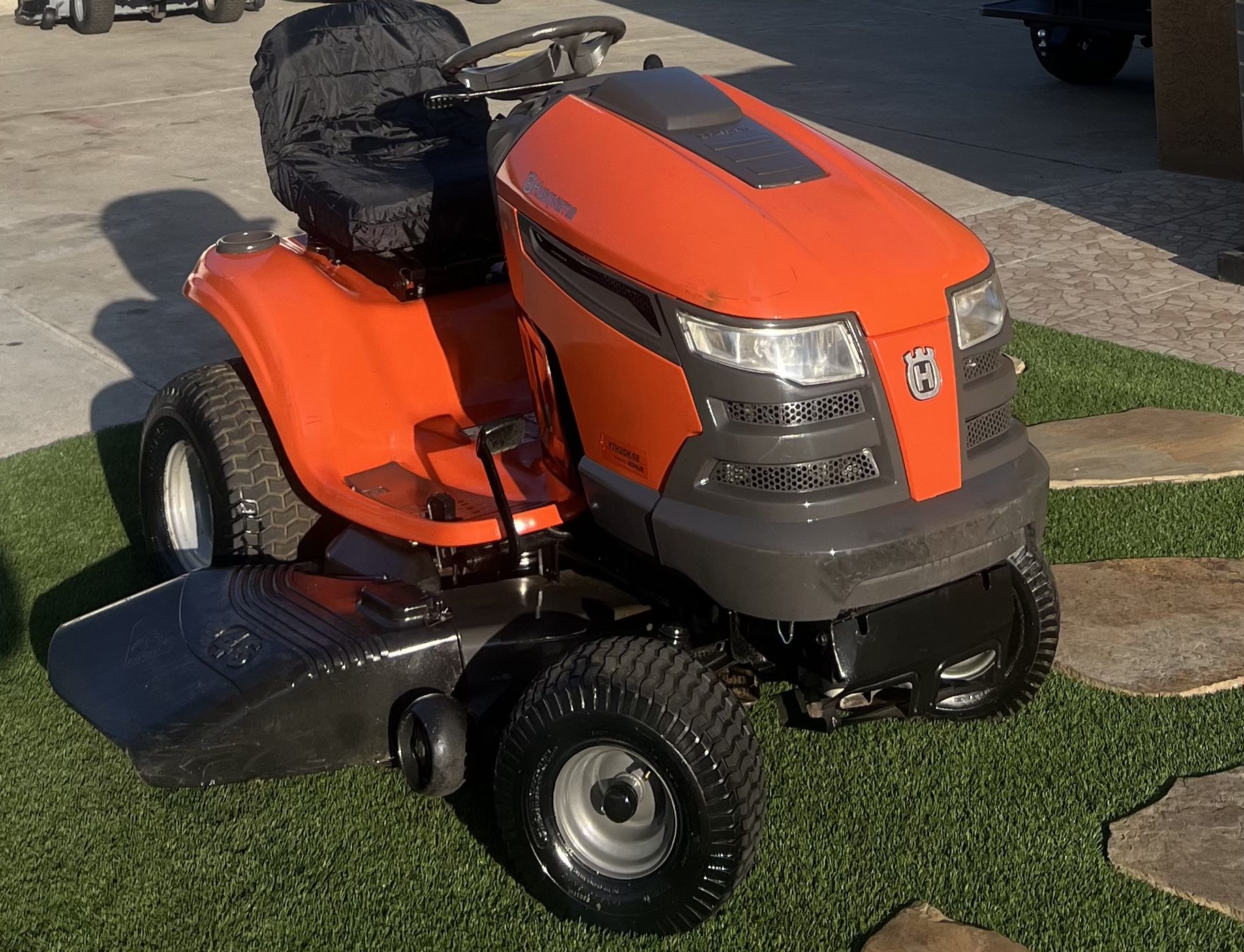 Riding Lawn Mower
