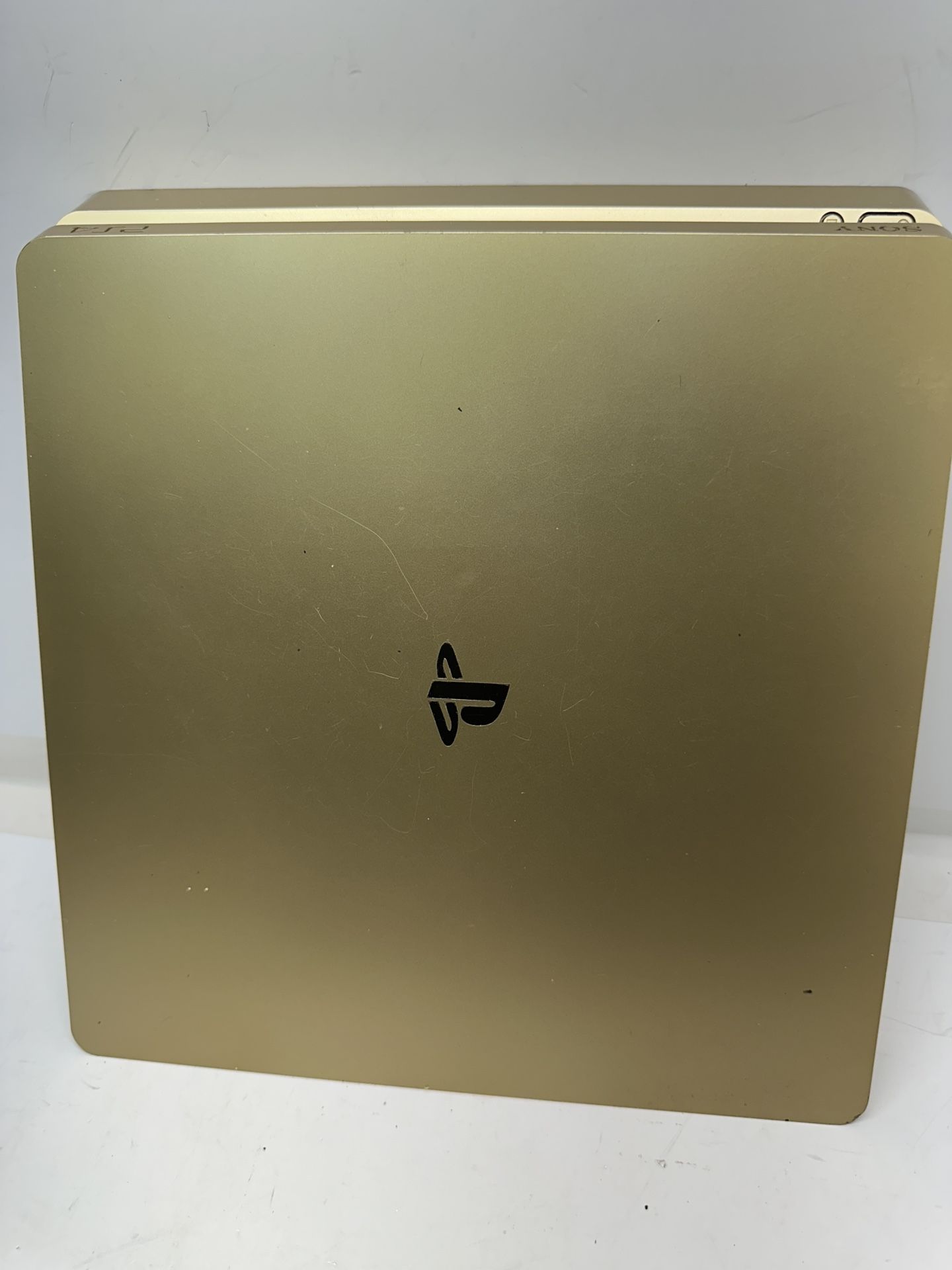 Gaming Playstation Four# 45336