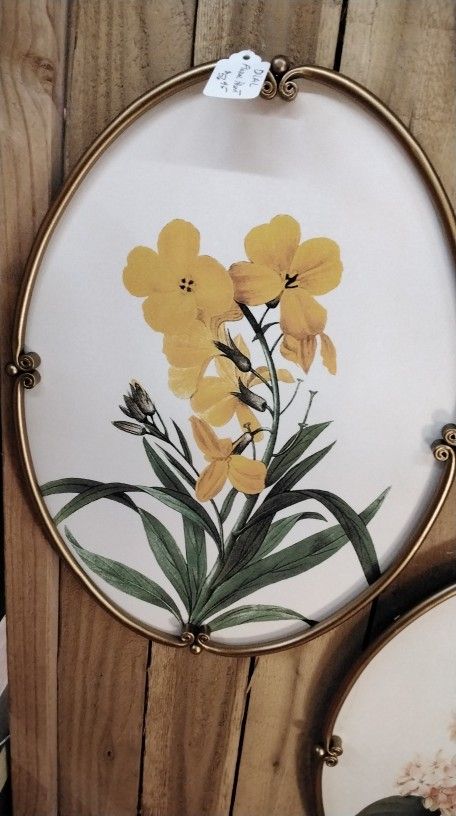 Oval Floral Print- Located In Shelton 