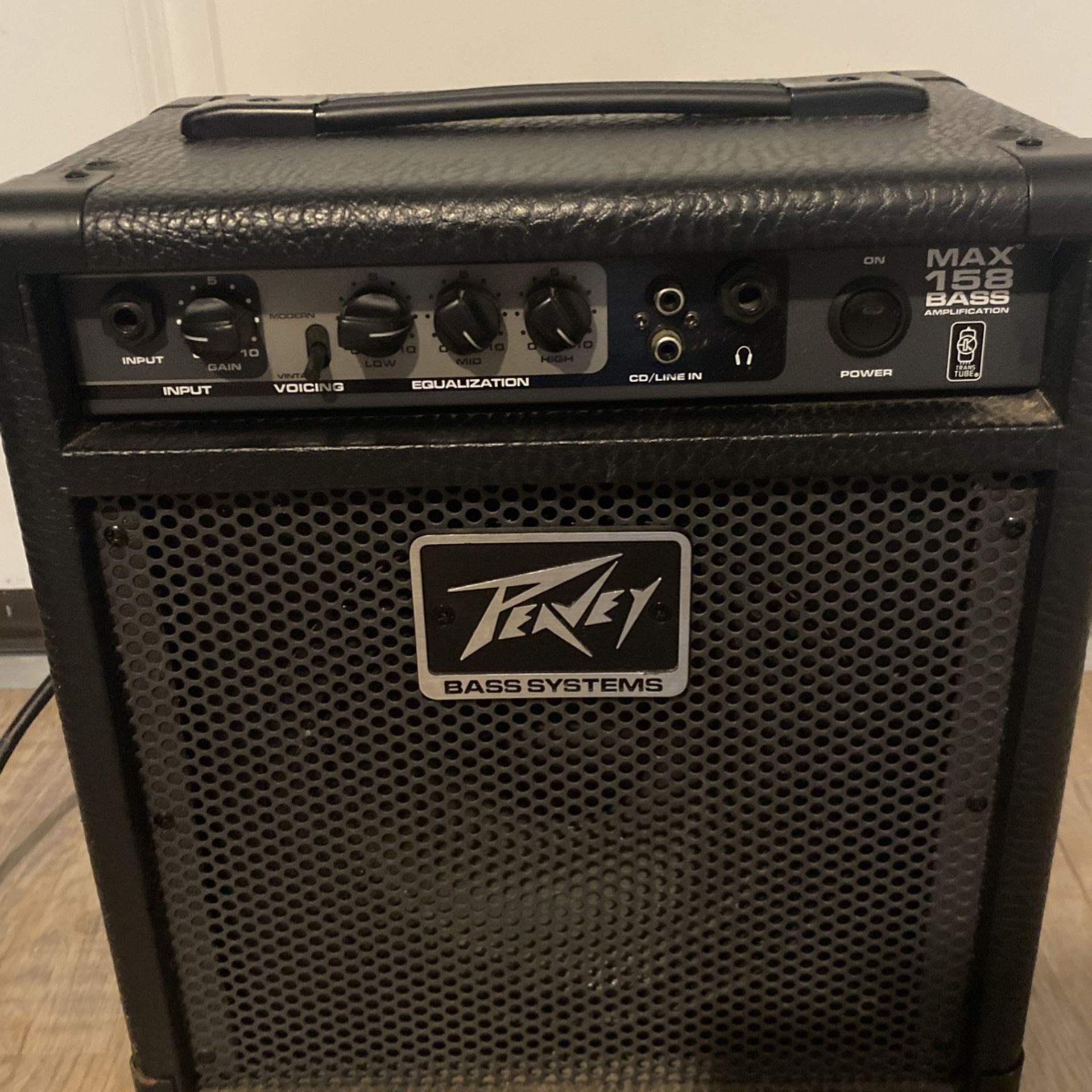 Peavey Max 158 Bass Amp for Sale in Seattle, WA OfferUp