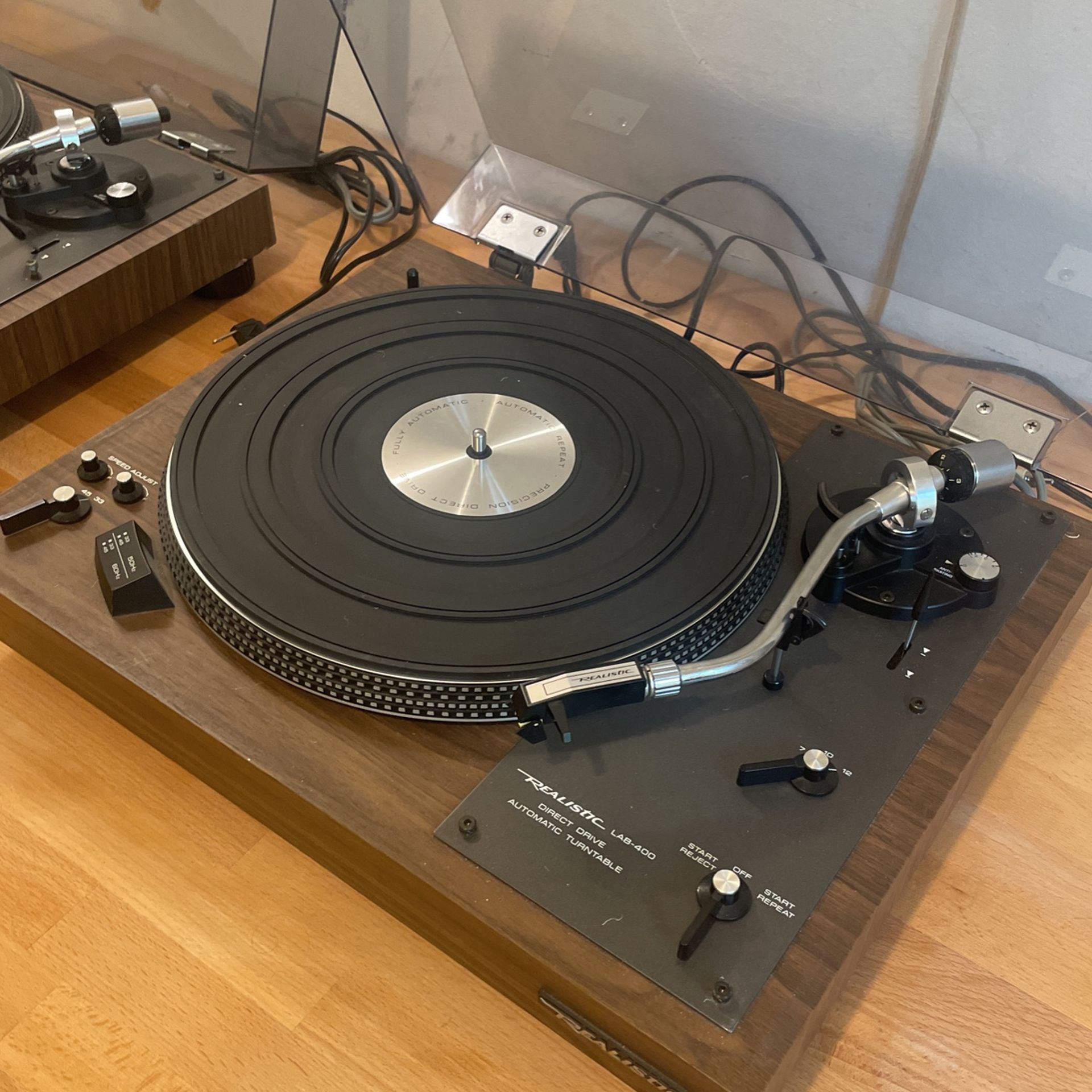 Realistic Lab-400 (2 Turntables)