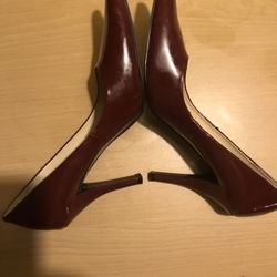 WOMEN SHOES NINE WEST BURGUNDY PATENT LEATHER HEELS SIZE 9M 