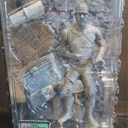 Universal Studios Monsters Silver Screen Edition The Mummy Boris Karloff 2000