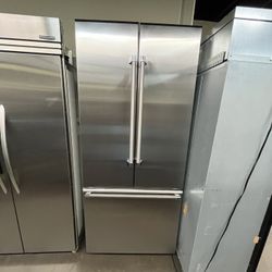 THERMADOR BUILT IN REFRIGERATOR FRENCH DOOR