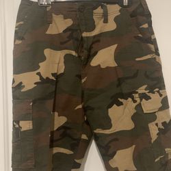 MENS CAMOUFLAGE DRESS/CASUAL SHORTS