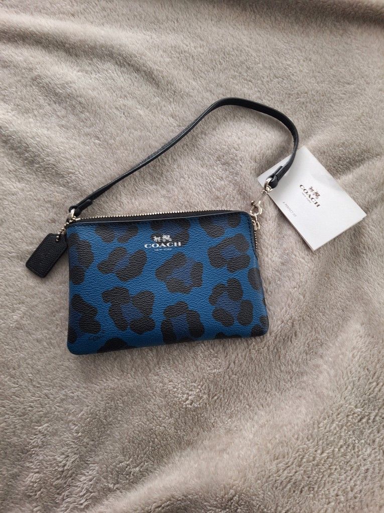 Coach Coin Purse/ Wristlet. 