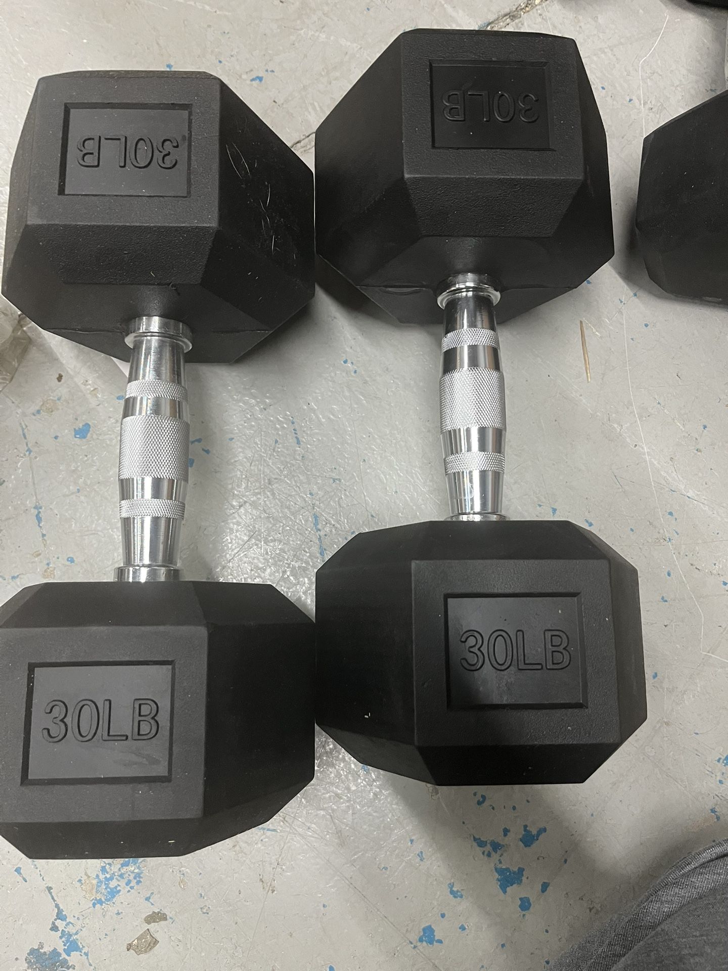 BRAND NEW - Set of 2 - 30lb BalanceFrom Rubber Hex Non-Slip Grip Dumbbells