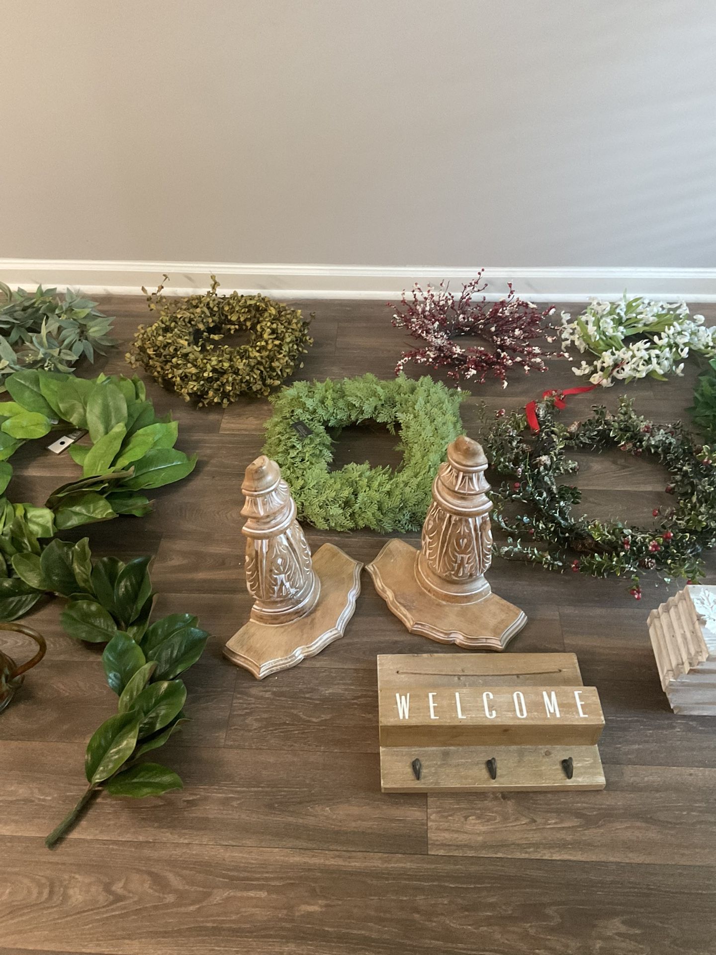 FLORAL WREATHS