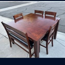 dining room table, chairs, bench 