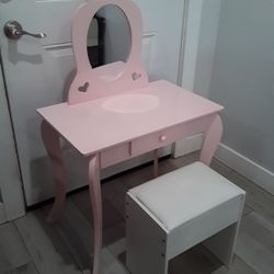 Play Vanity For Toddlers 