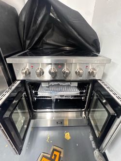 Brand new electric stove luxury