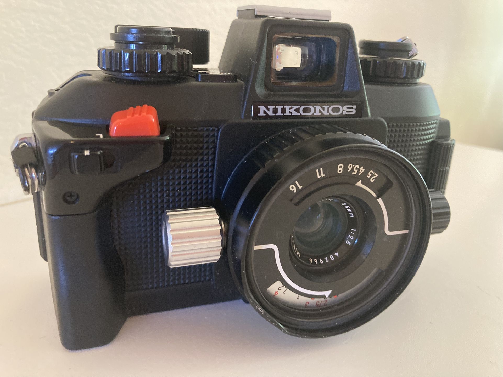 Nikon Nikonos IV-A Underwater Film Camera