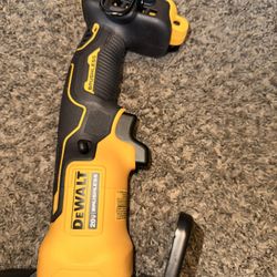 20V MAX 4 1/2 INCH CIRC SAW KIT