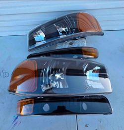 99-06 Gmc Sierra Yukon Headlights Luces Micas Calaveras Faros Faroles Focos Headlamps