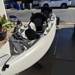 Hobie Tandem kayak with Foot Pedals, Sun Shade