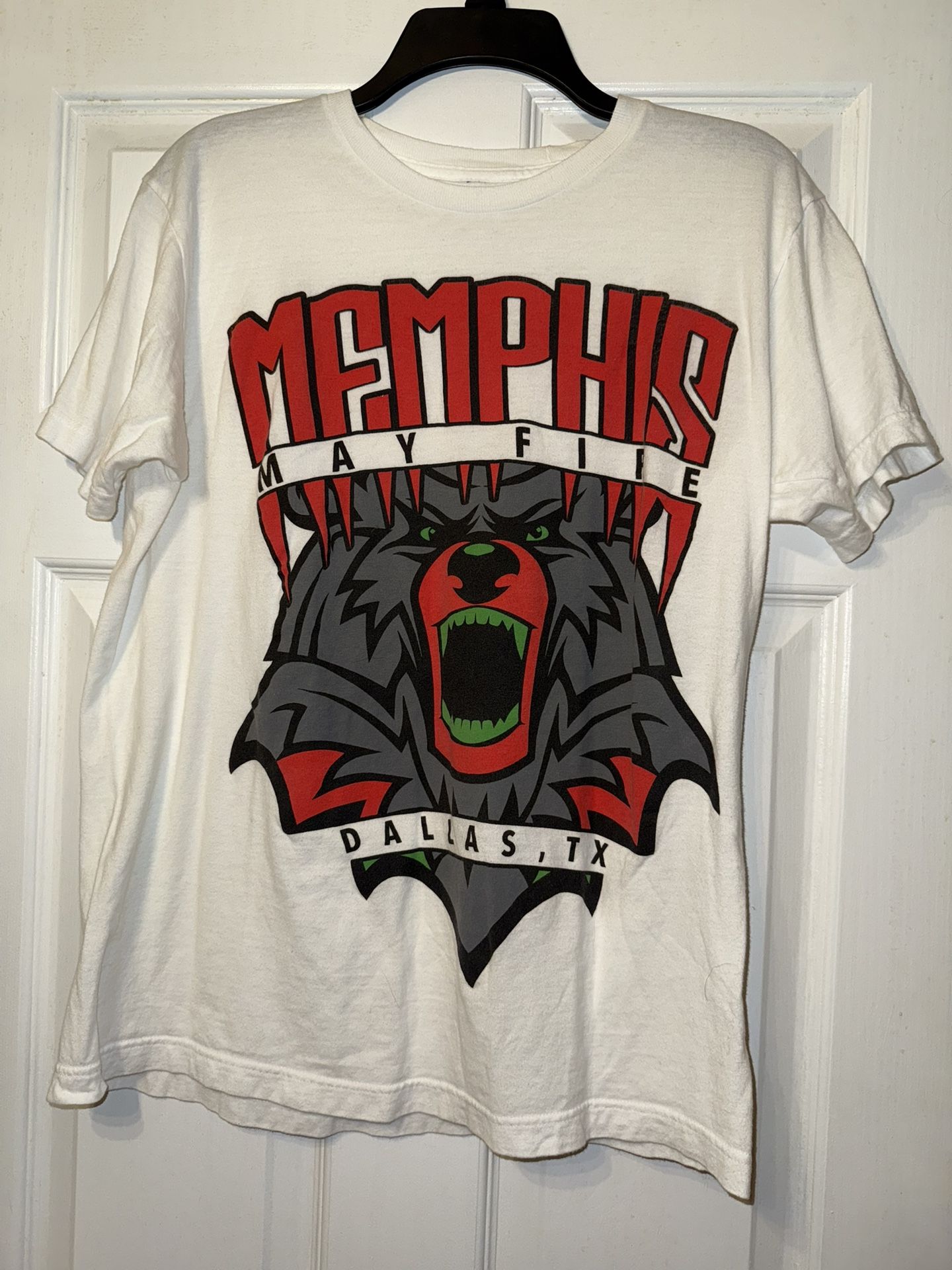 Memphis May Fire Music Band Graphic T Shirt Men’s Size Medium Short Sleeve Used.