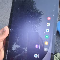 Samsung Tablet  Asking  $80