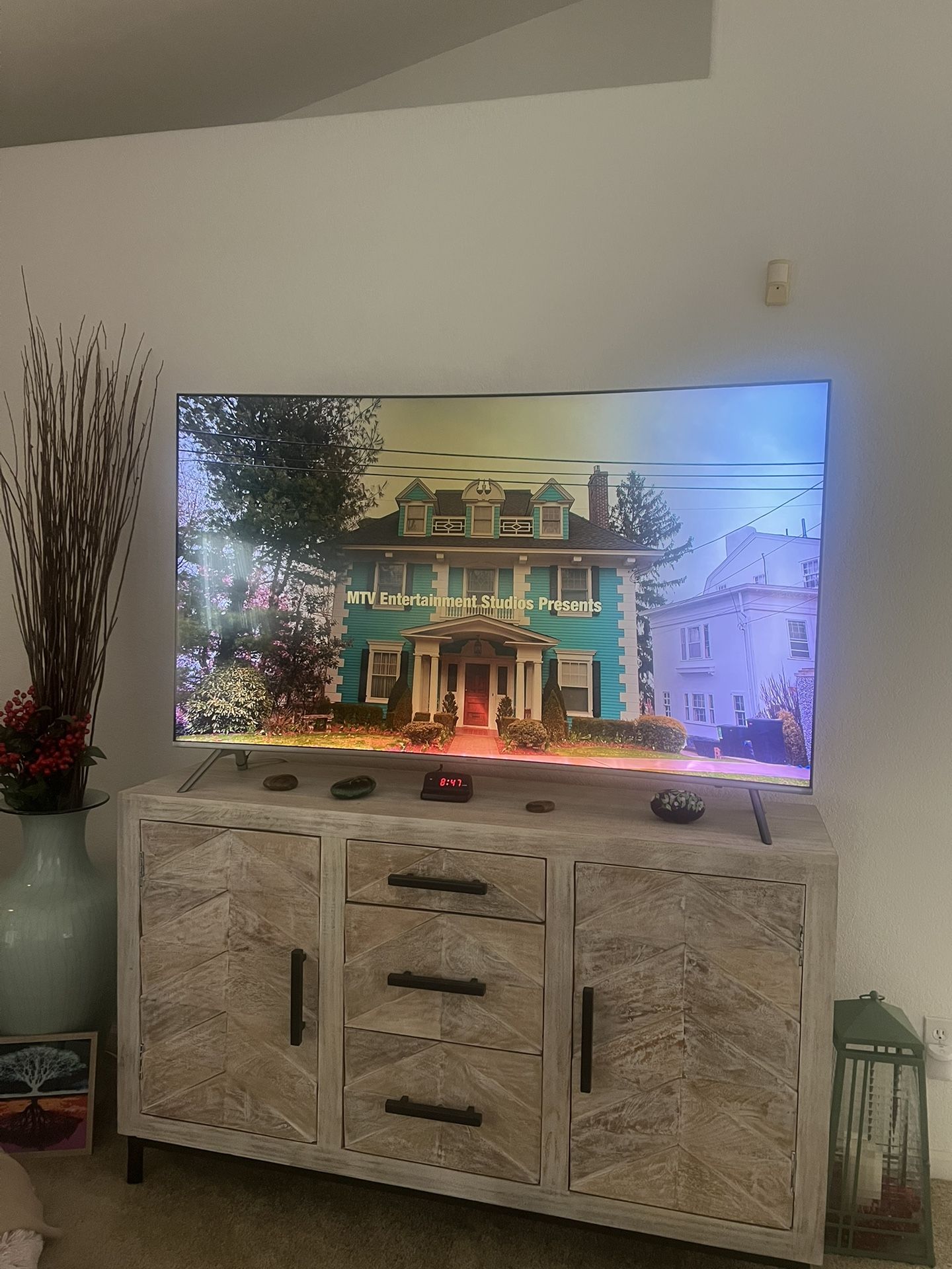 Samsung 65” Curved Smart TV