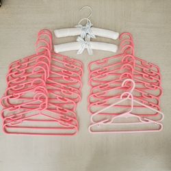 Pink Infant/Toddler Hangers (20)